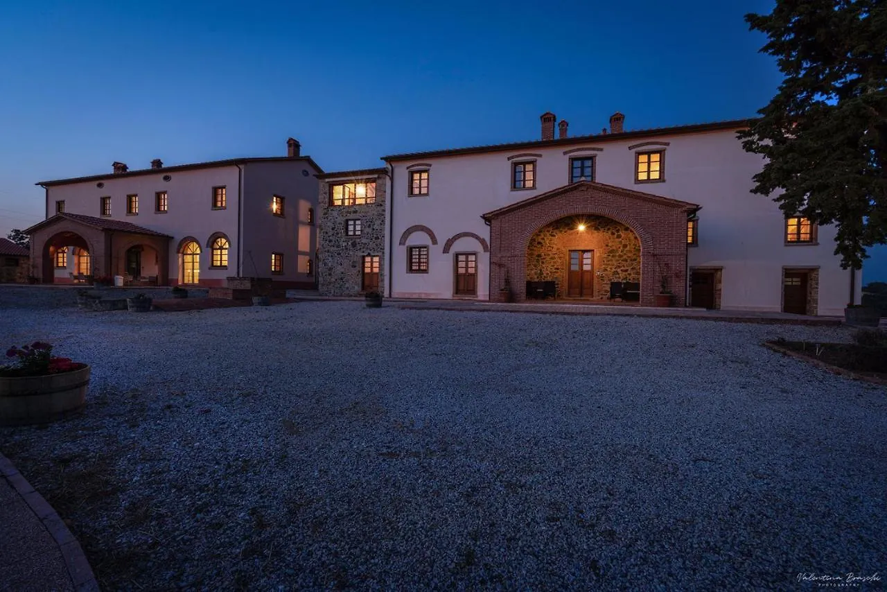 Hotel apartamentowy Agriturismo Tenuta Pakravan Papi Riparbella