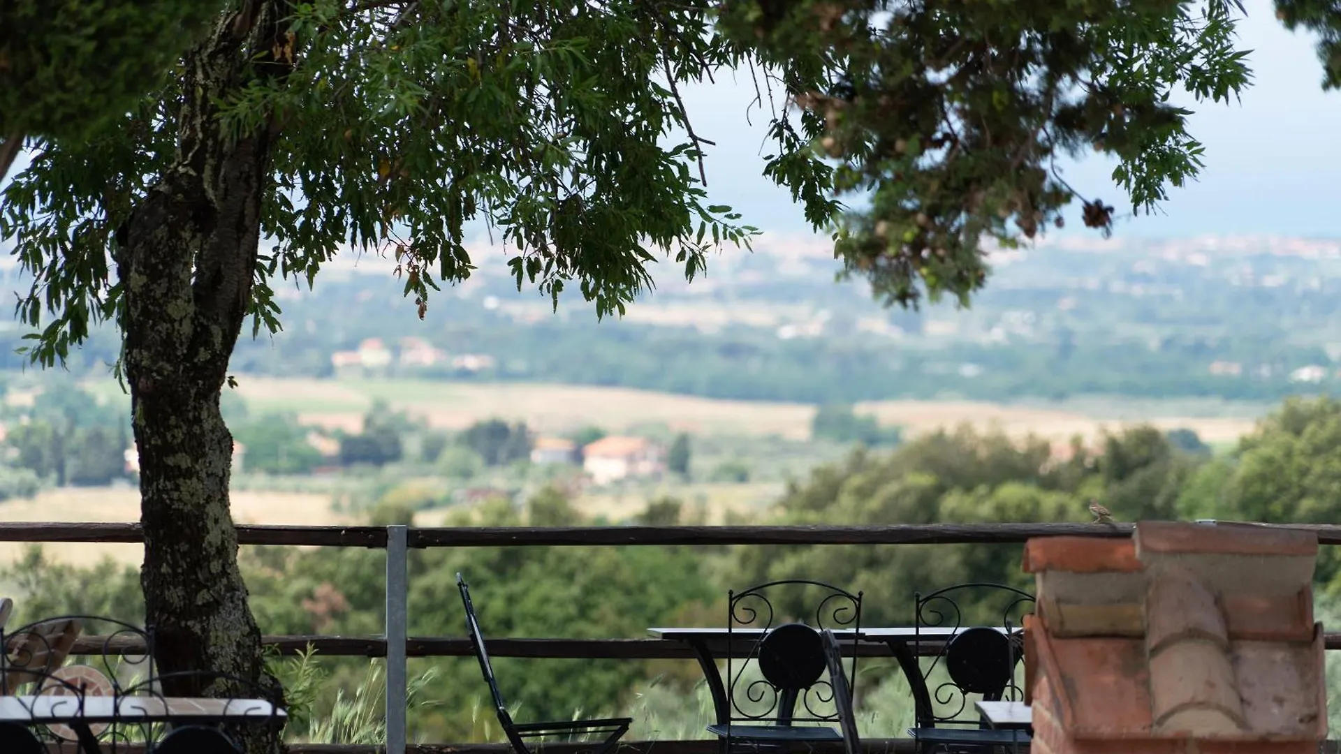 Agriturismo Tenuta Pakravan Papi Riparbella