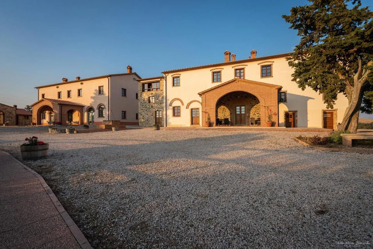 Agriturismo Tenuta Pakravan Papi Riparbella Aparthotel
