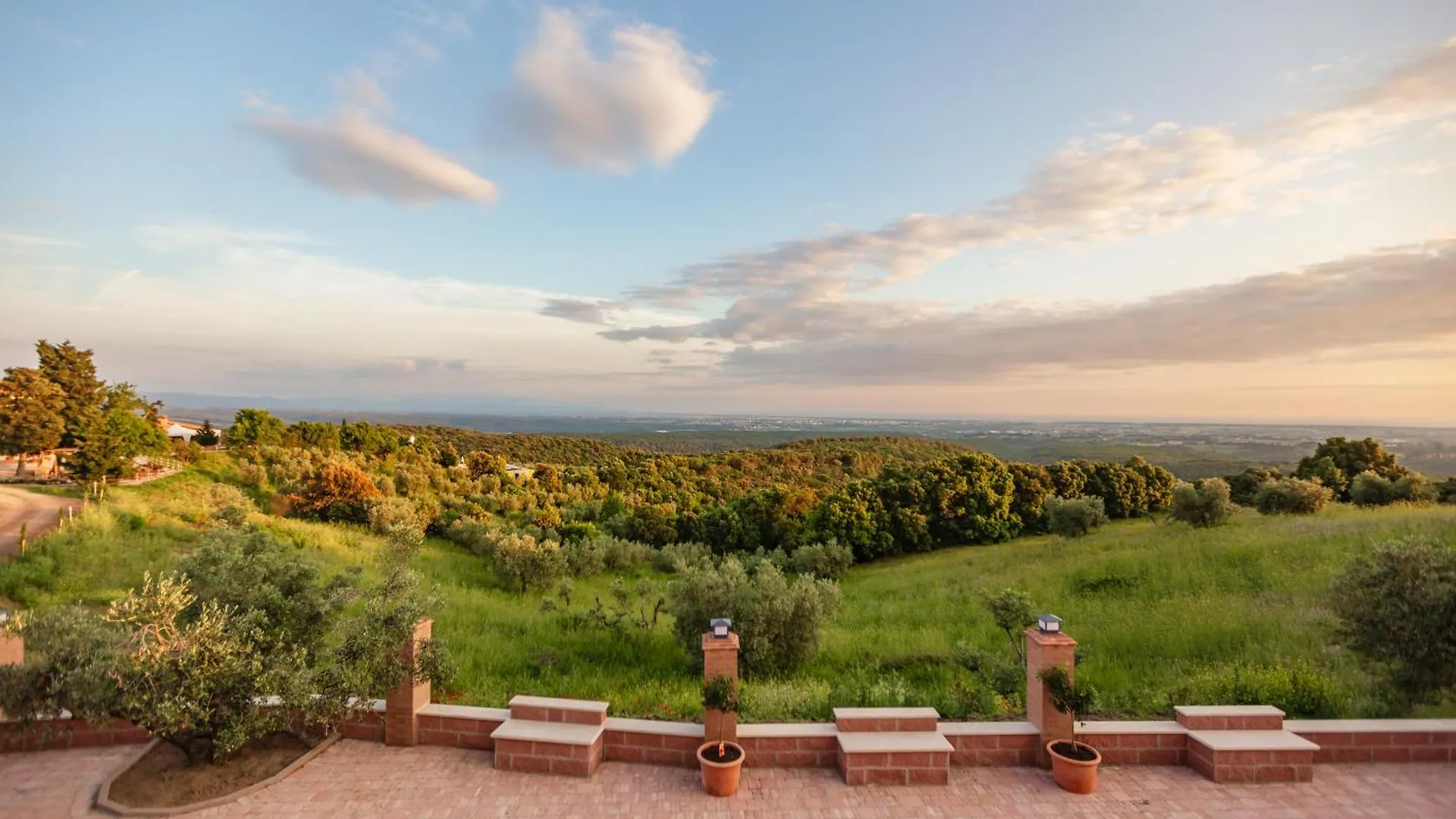 Agriturismo Tenuta Pakravan Papi Riparbella 0*,  Italy