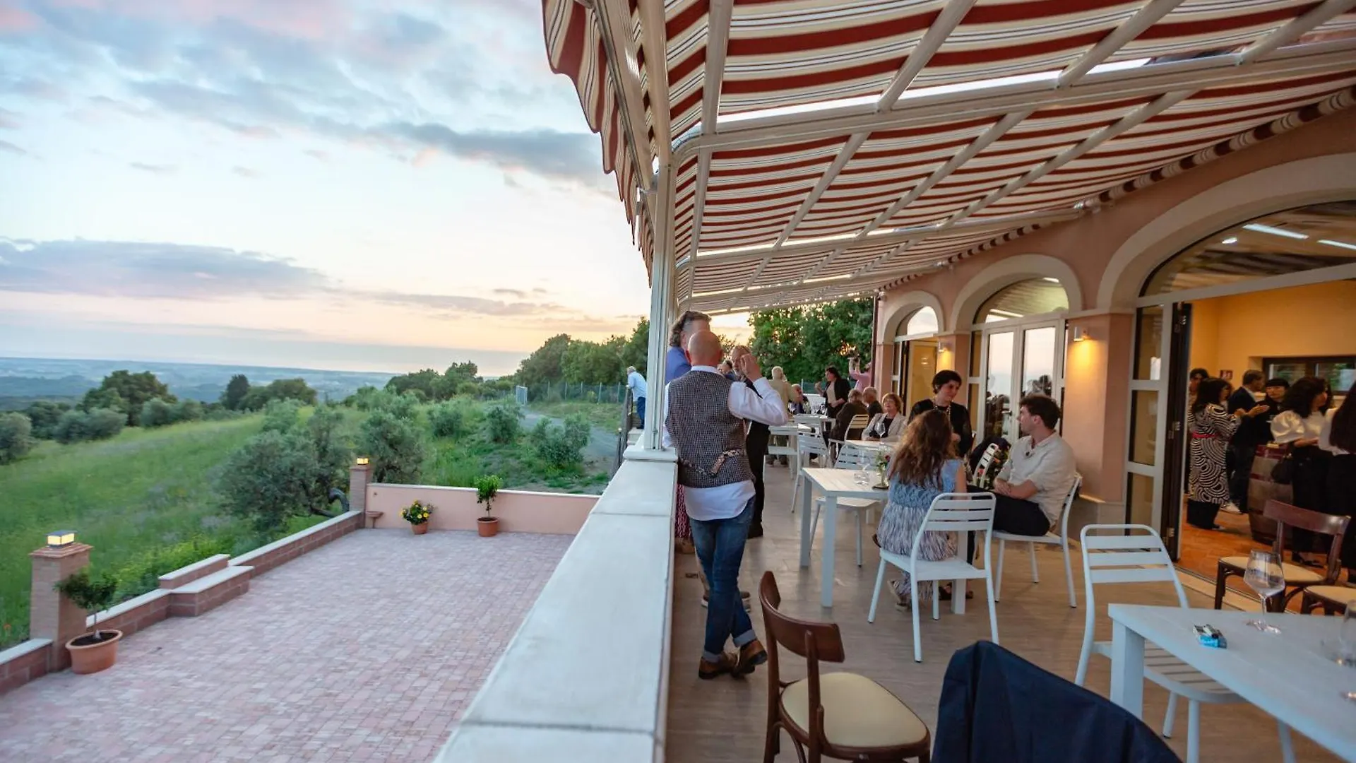 Aparthotel Agriturismo Tenuta Pakravan Papi Riparbella Italia