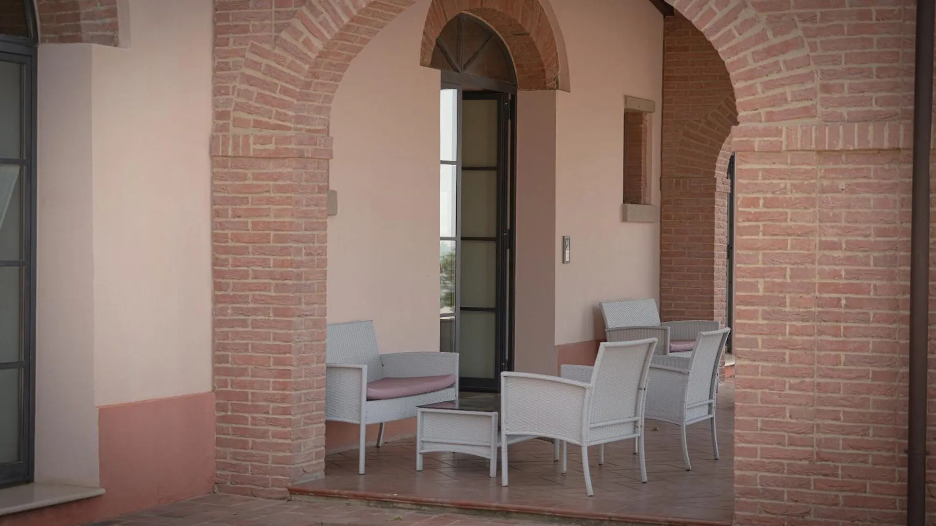 Aparthotel Agriturismo Tenuta Pakravan Papi Riparbella