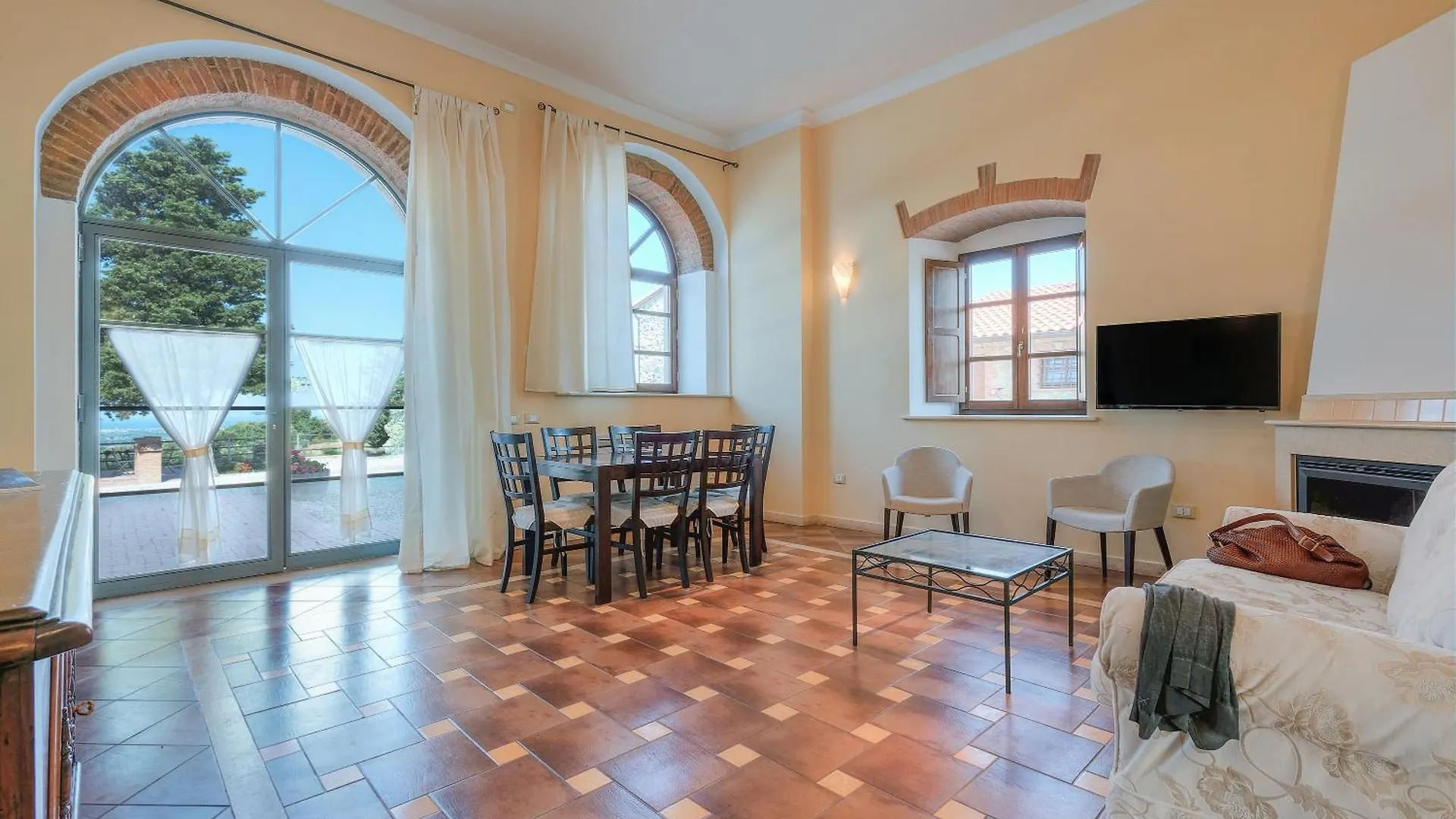 Aparthotel Agriturismo Tenuta Pakravan Papi Riparbella