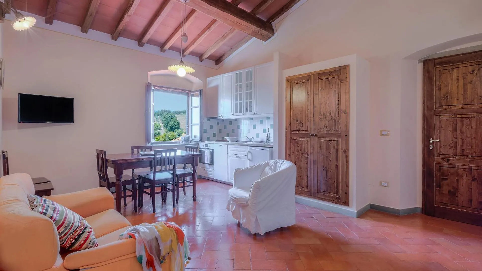 Agriturismo Tenuta Pakravan Papi Riparbella Aparthotel